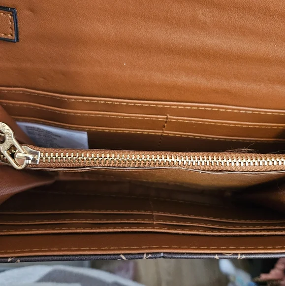 Valentino Dark and Light Brown Crossbody Wallet Purse Bag - Picture 4 of 6